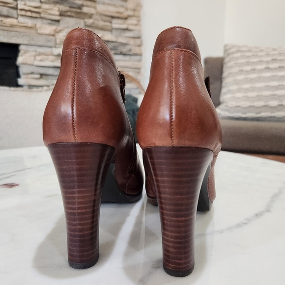 Ralph Lauren Mandy Carmel Brown Ankle Zip Boots, Womens 10 - Picture 6 of 6